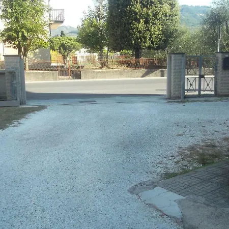 Monolocale A * Larciano